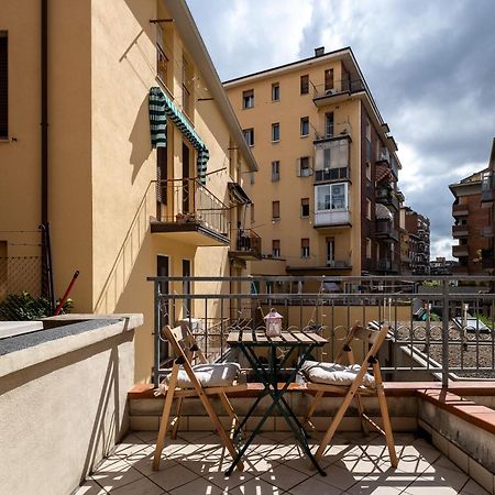 Studio Calari With Terrace By Wonderful Italy Bologna Exterior photo
